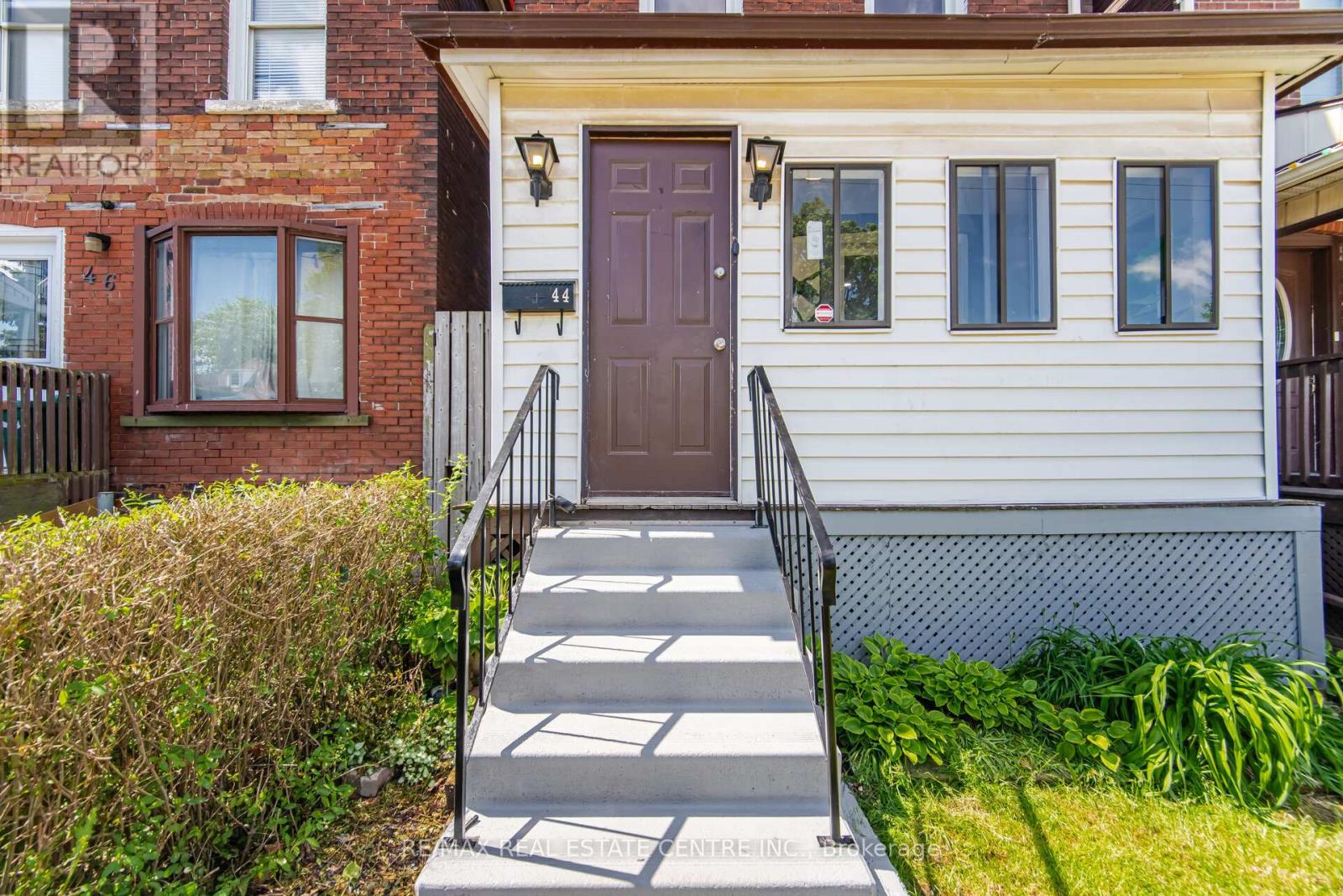 44 Gordon Street, Hamilton, Ontario  L8L 3H2 - Photo 4 - X13443528