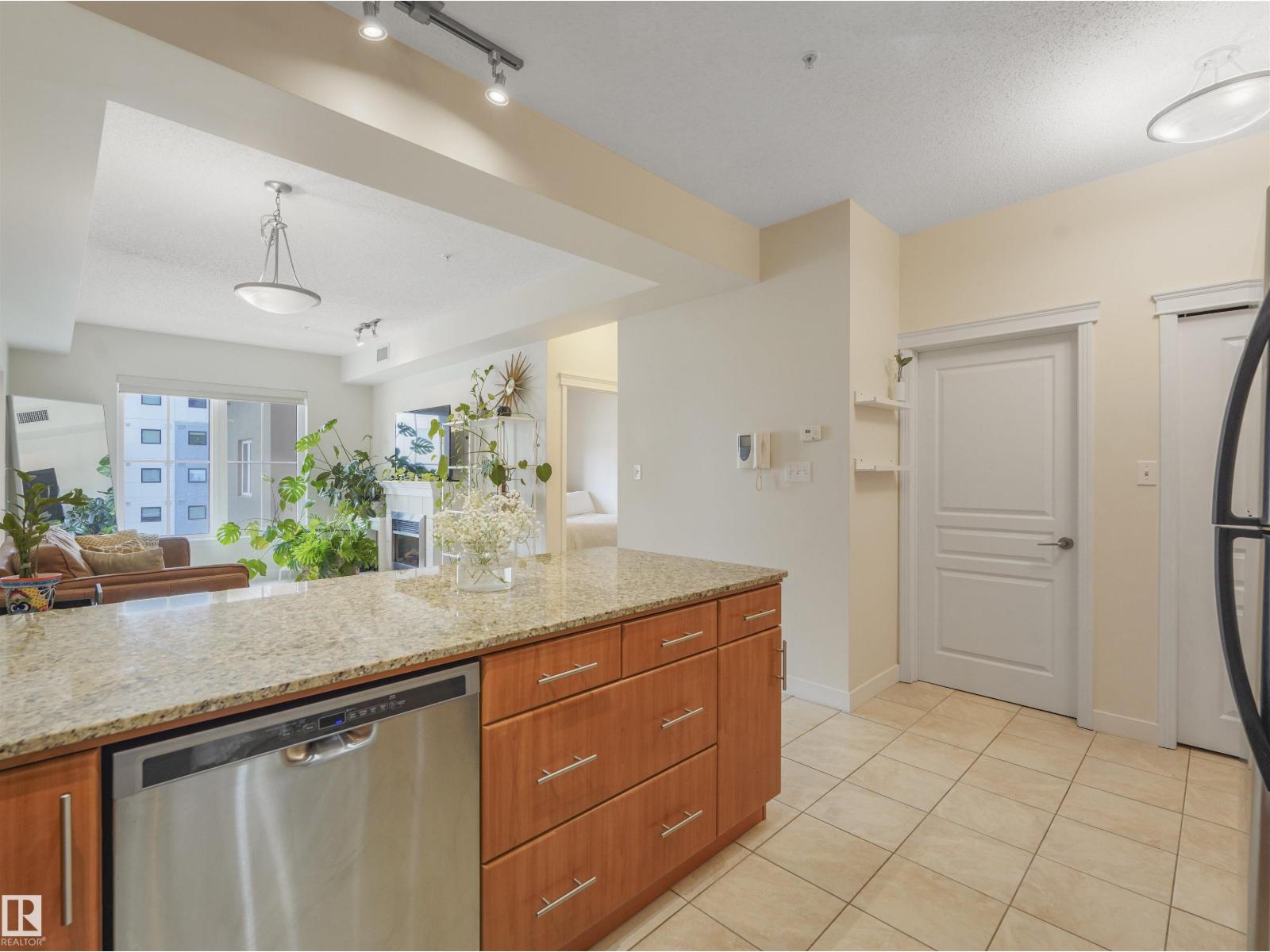 #409 10333 112 St Nw, Edmonton, Alberta T5K 0B4 - Photo 10 - E4493242