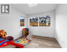 1068 Clarance Avenue, Kelowna, British Columbia  V1W 5M6 - Photo 34 - 10378386