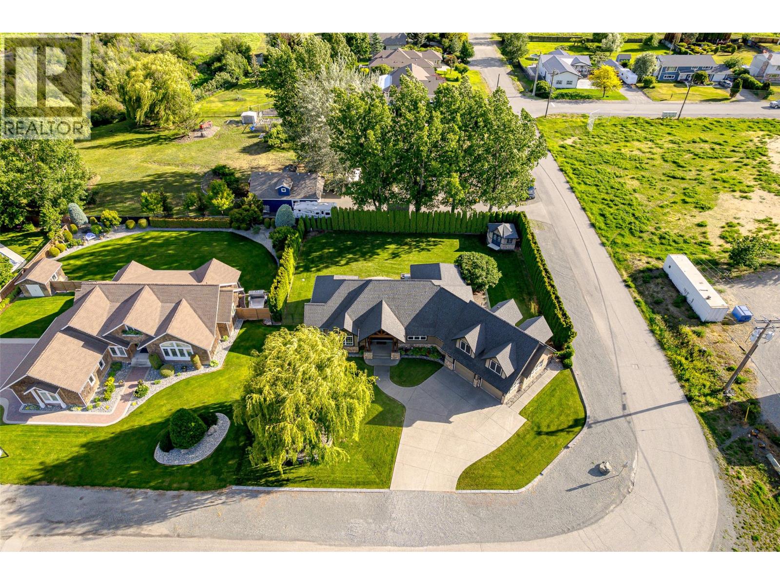 2206 Burgess Avenue, Merritt, British Columbia  V1K 1R3 - Photo 92 - 10391086