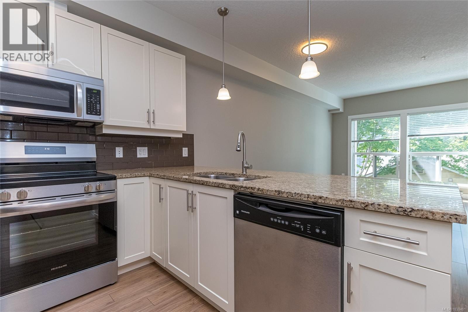 203 938 Dunford Ave, Langford, British Columbia  V9B 0M2 - Photo 5 - 1038401
