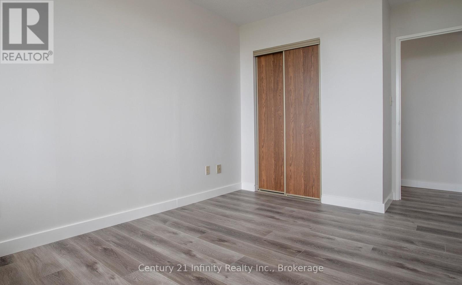 422 - 50 Richmond Street E, Oshawa, Ontario  L1G 7C7 - Photo 17 - E13443580