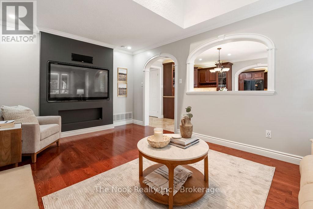 19 Patrick Drive, Whitby, Ontario  L1R 2L1 - Photo 19 - E13443650