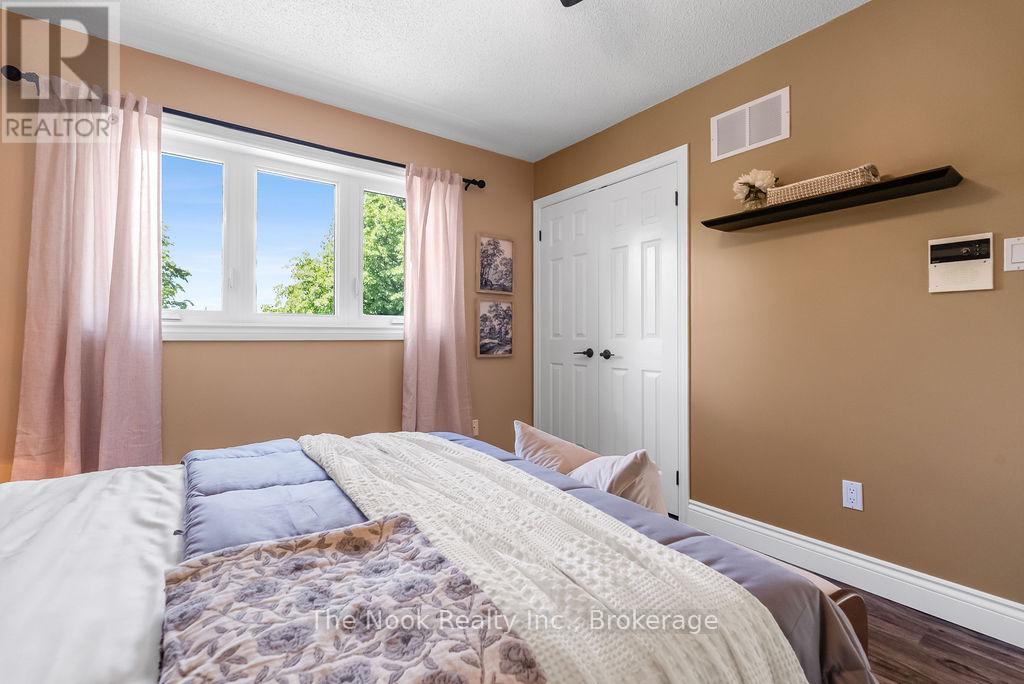 19 Patrick Drive, Whitby, Ontario  L1R 2L1 - Photo 32 - E13443650