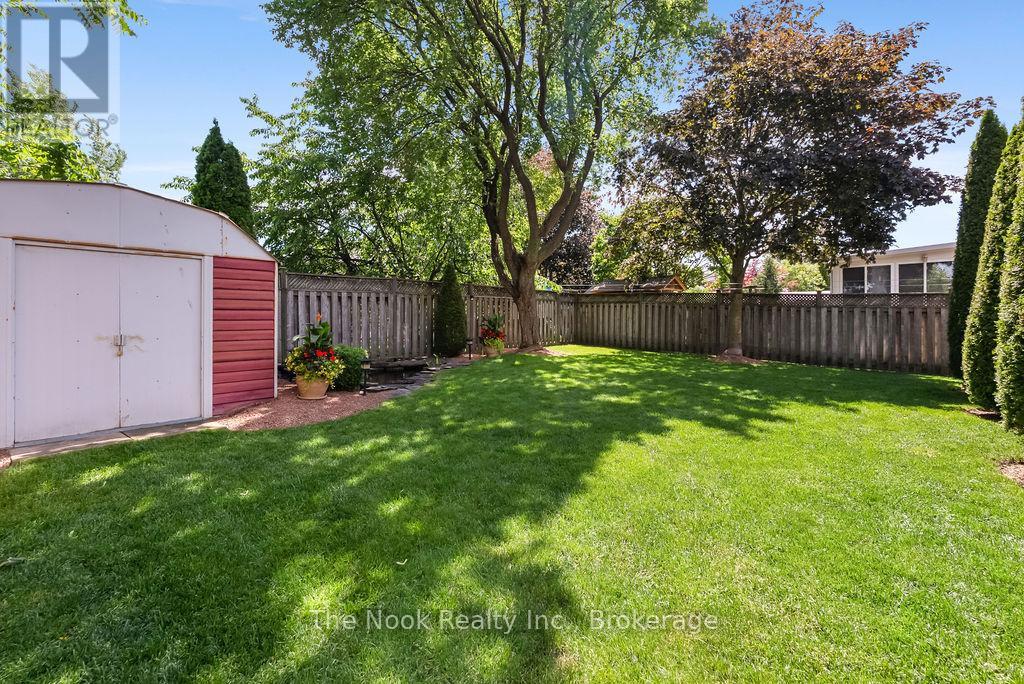 19 Patrick Drive, Whitby, Ontario  L1R 2L1 - Photo 43 - E13443650