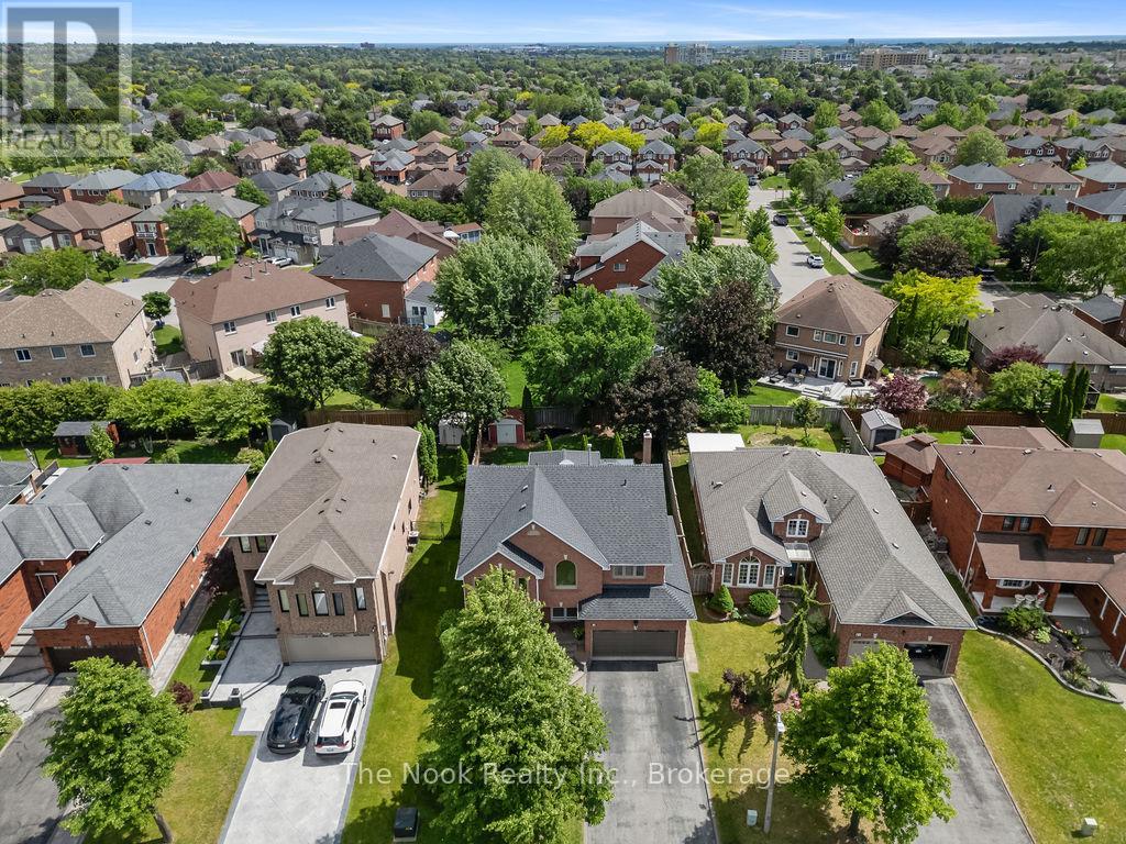 19 Patrick Drive, Whitby, Ontario  L1R 2L1 - Photo 44 - E13443650