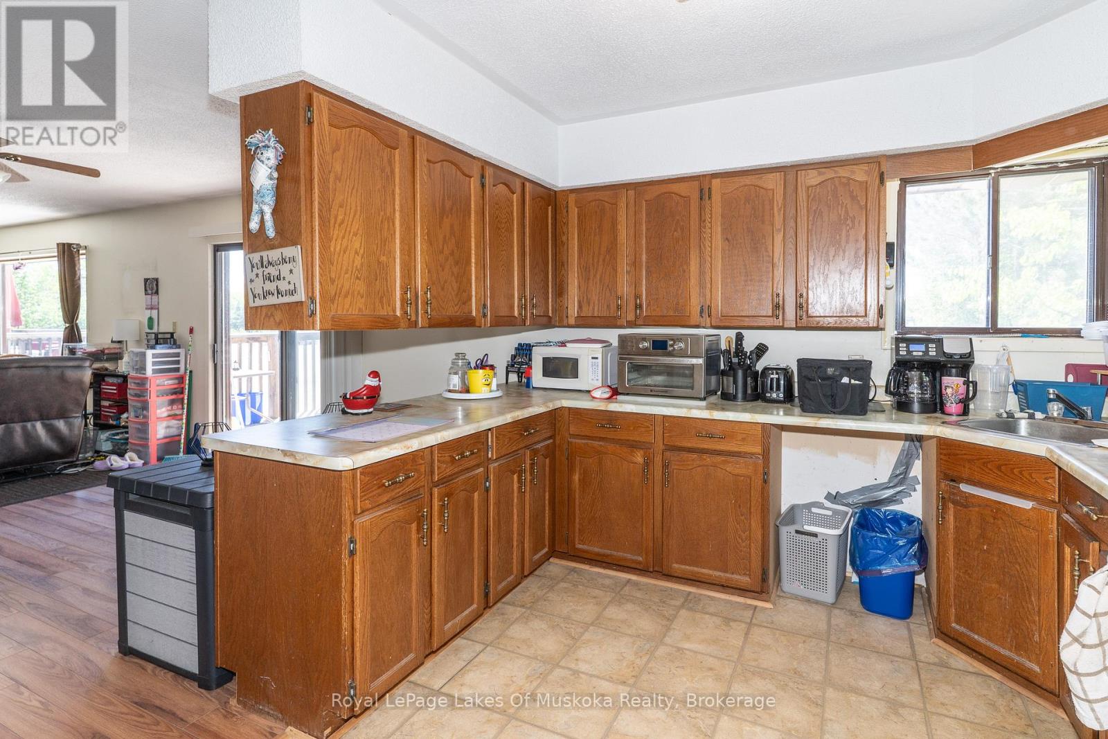 144 Highway 60 Highway, Huntsville (Chaffey), Ontario  P1H 1C2 - Photo 38 - X13443582