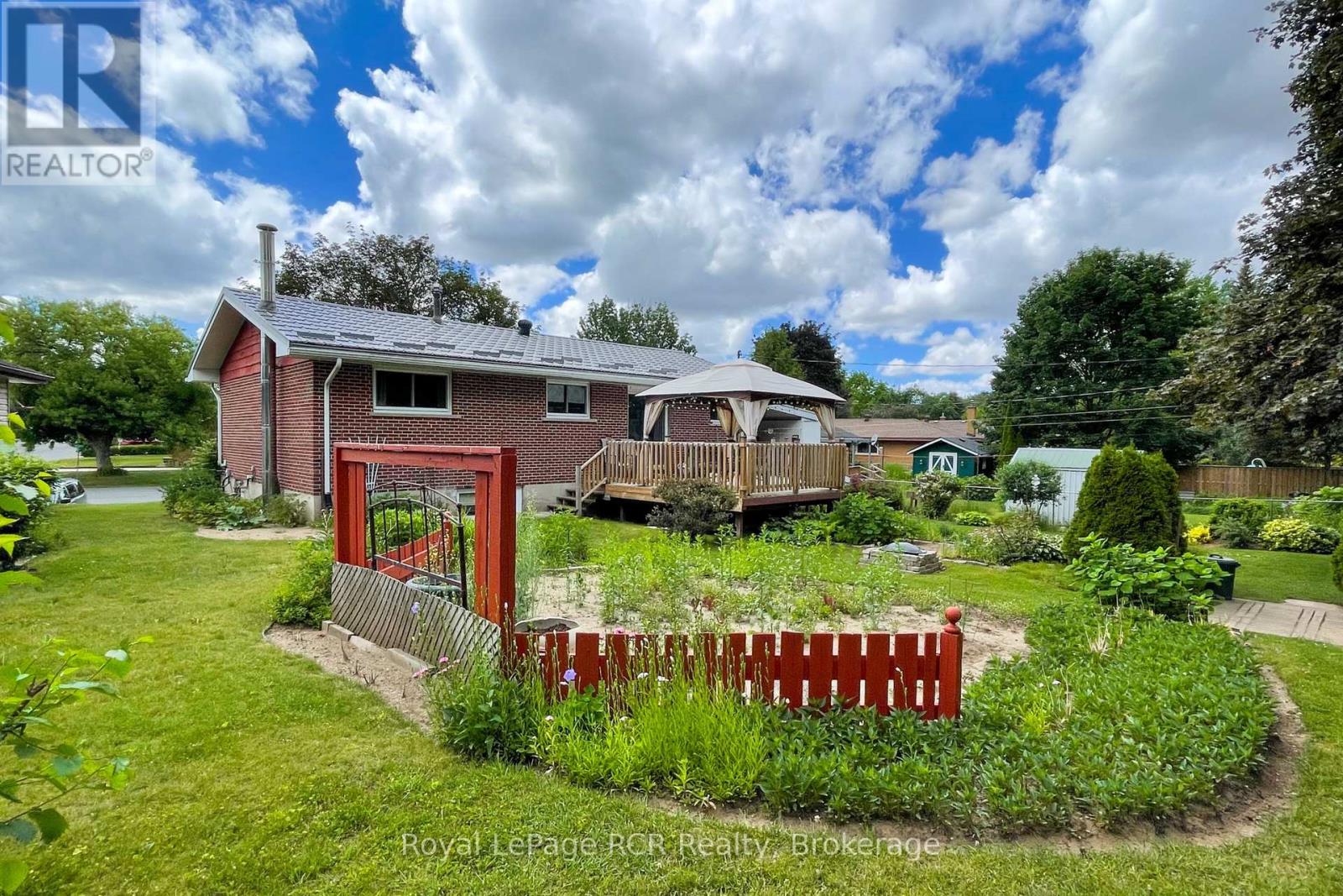 541 18th Avenue, Hanover, Ontario  N4N 3B2 - Photo 29 - X13443598