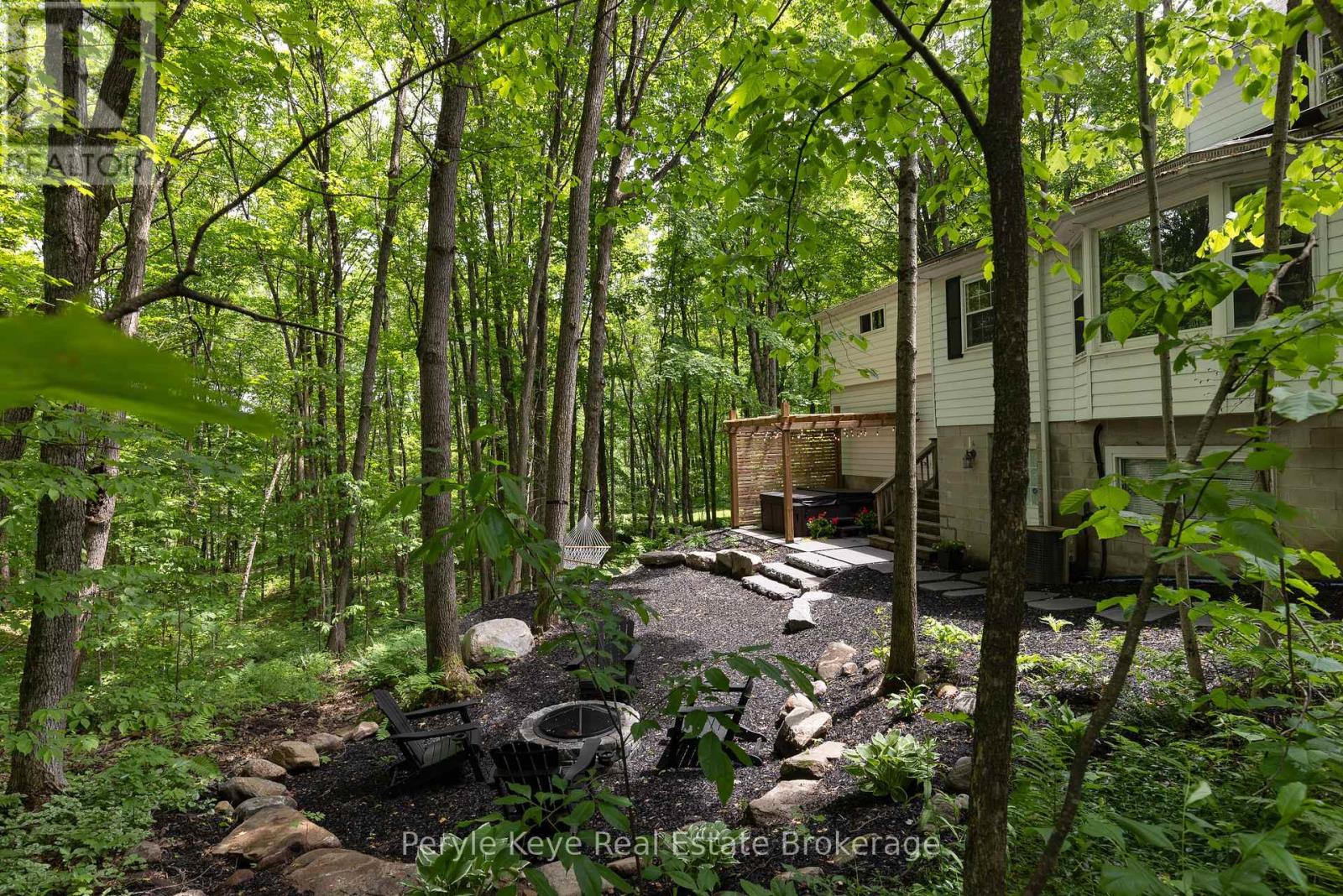 74 Woodland Drive, Bracebridge (Macaulay), Ontario  P1L 1M2 - Photo 5 - X13443628