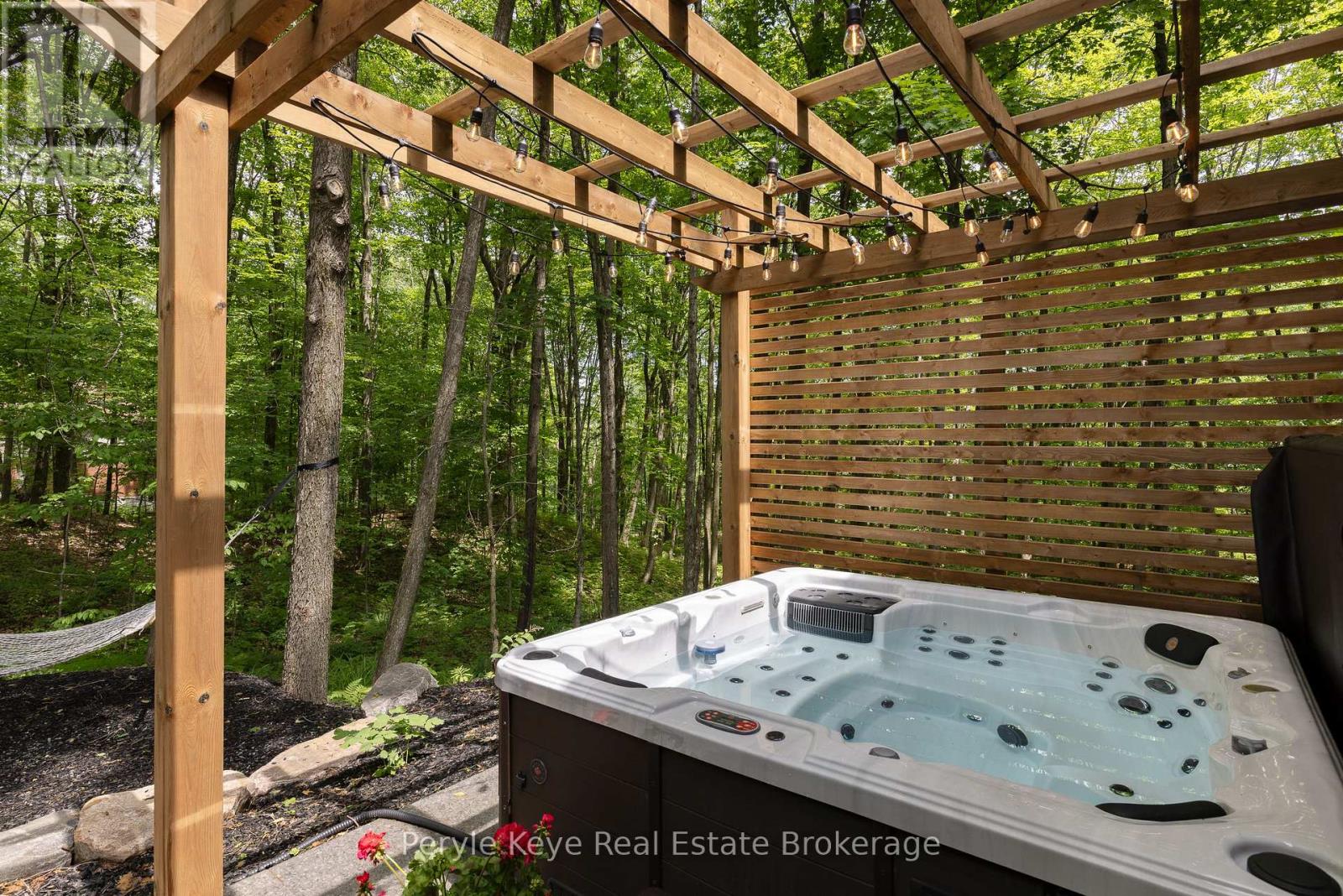 74 Woodland Drive, Bracebridge (Macaulay), Ontario  P1L 1M2 - Photo 6 - X13443628