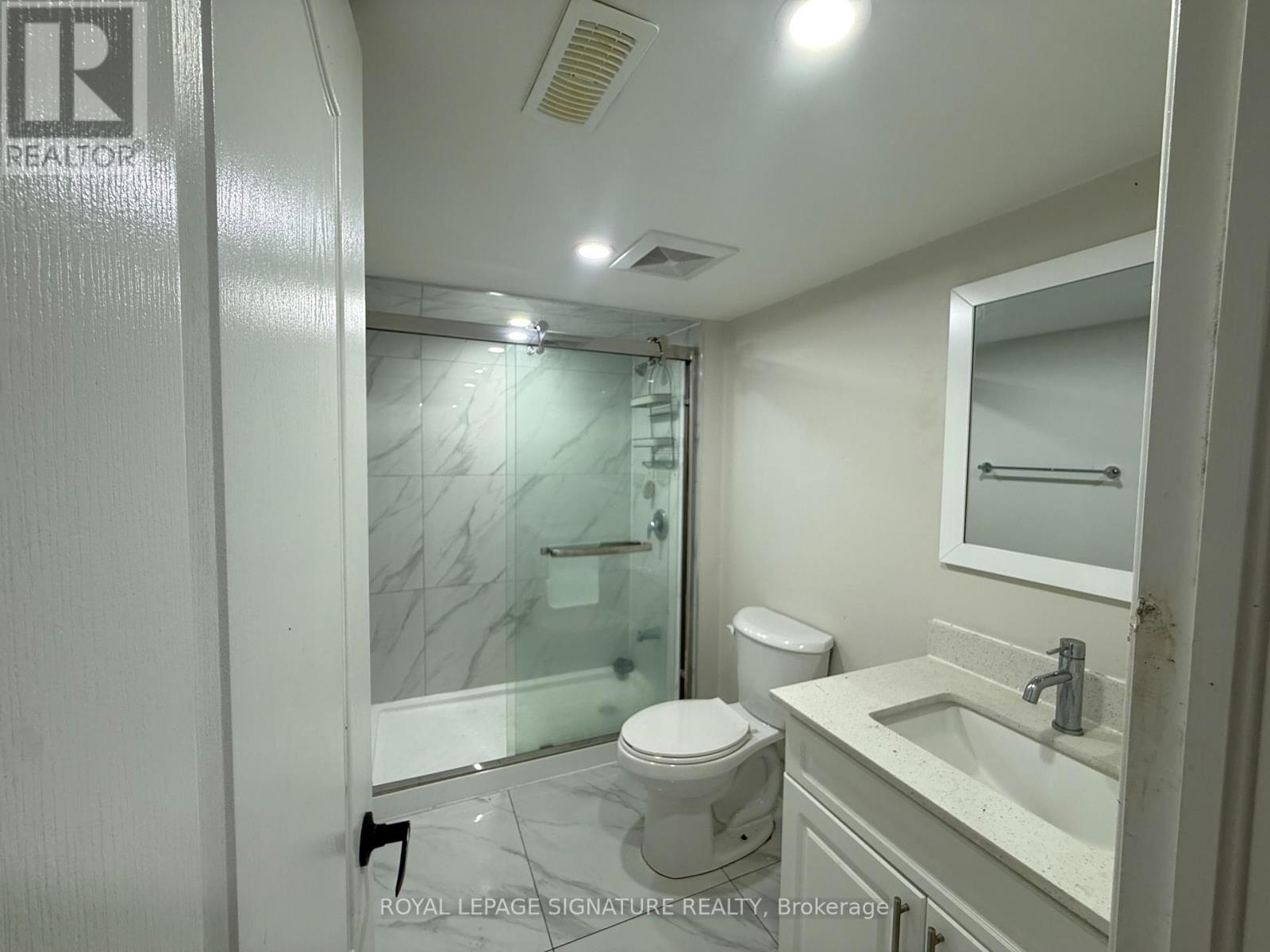 806 Envoy Drive, Mississauga, Ontario  L5W 1H3 - Photo 7 - W13440722