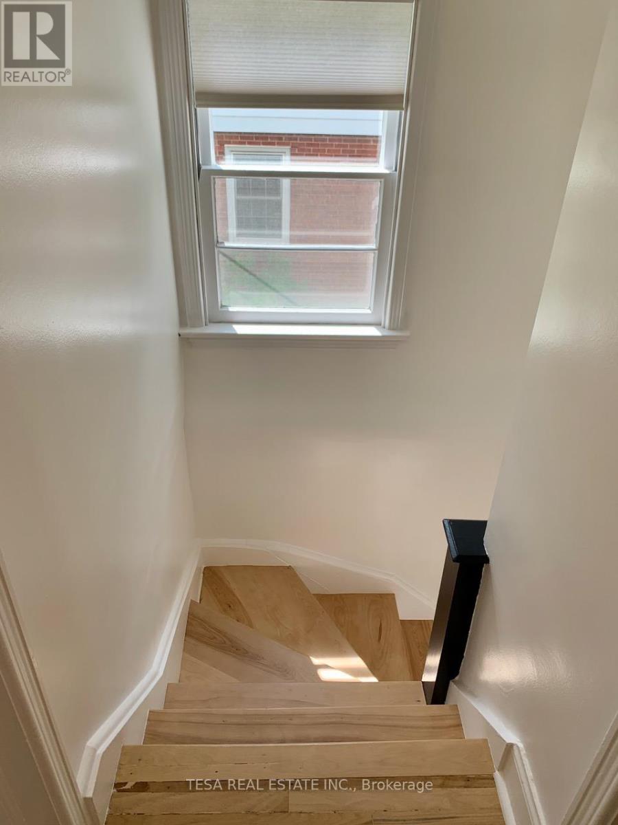 15 Downing Street, Toronto, Ontario  M9B 1E9 - Photo 19 - W13416260
