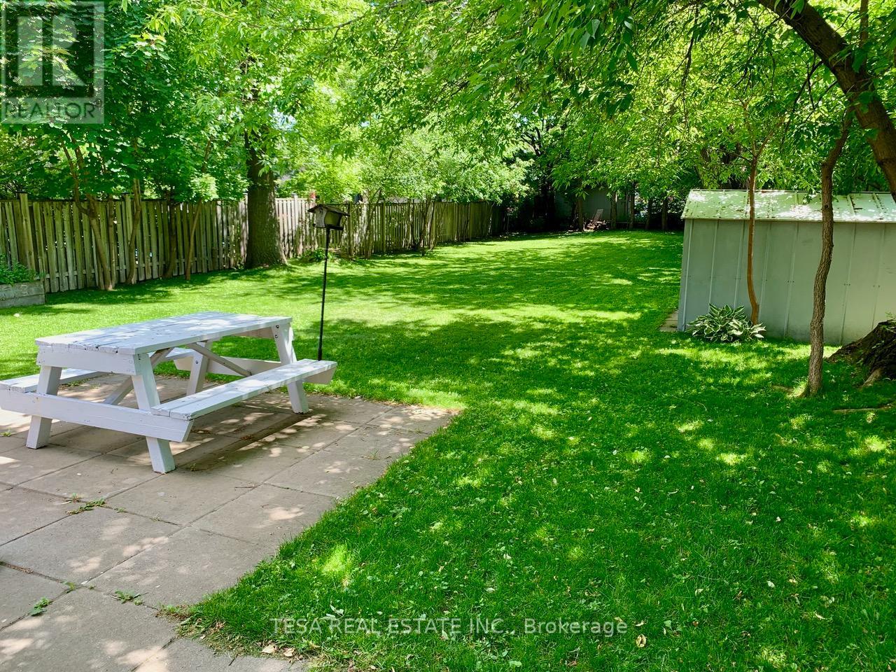 15 Downing Street, Toronto, Ontario  M9B 1E9 - Photo 39 - W13416260