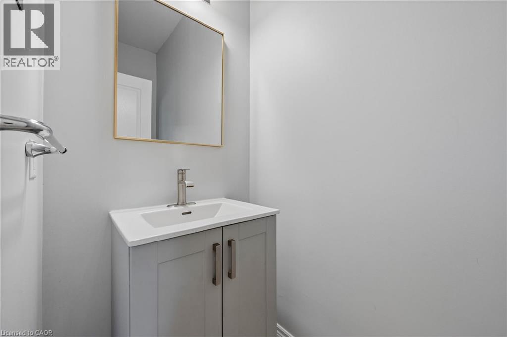 52 Condor Street, Kitchener, Ontario  N2K 0B2 - Photo 15 - 40838801