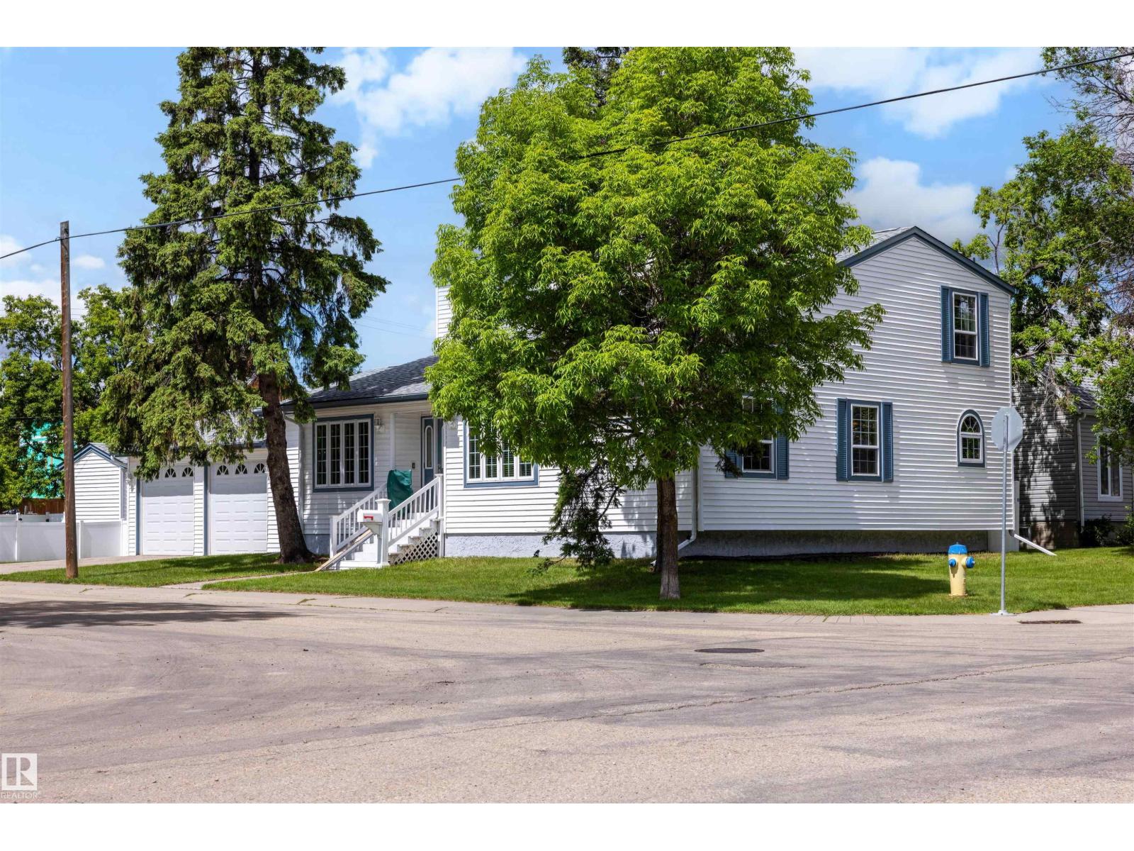 15310 108 Av Nw, Edmonton, Alberta  T5P 1A2 - Photo 2 - E4493737