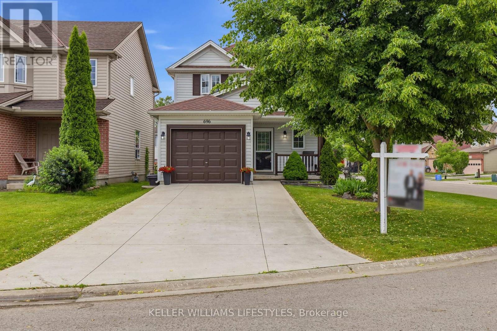 696 FIELDGATE CIRCLE, London East, Ontario