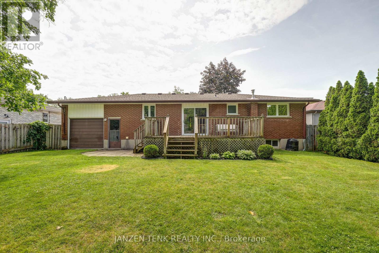 17 St Andrew Street, Aylmer, Ontario  N5H 2M9 - Photo 11 - X13443716
