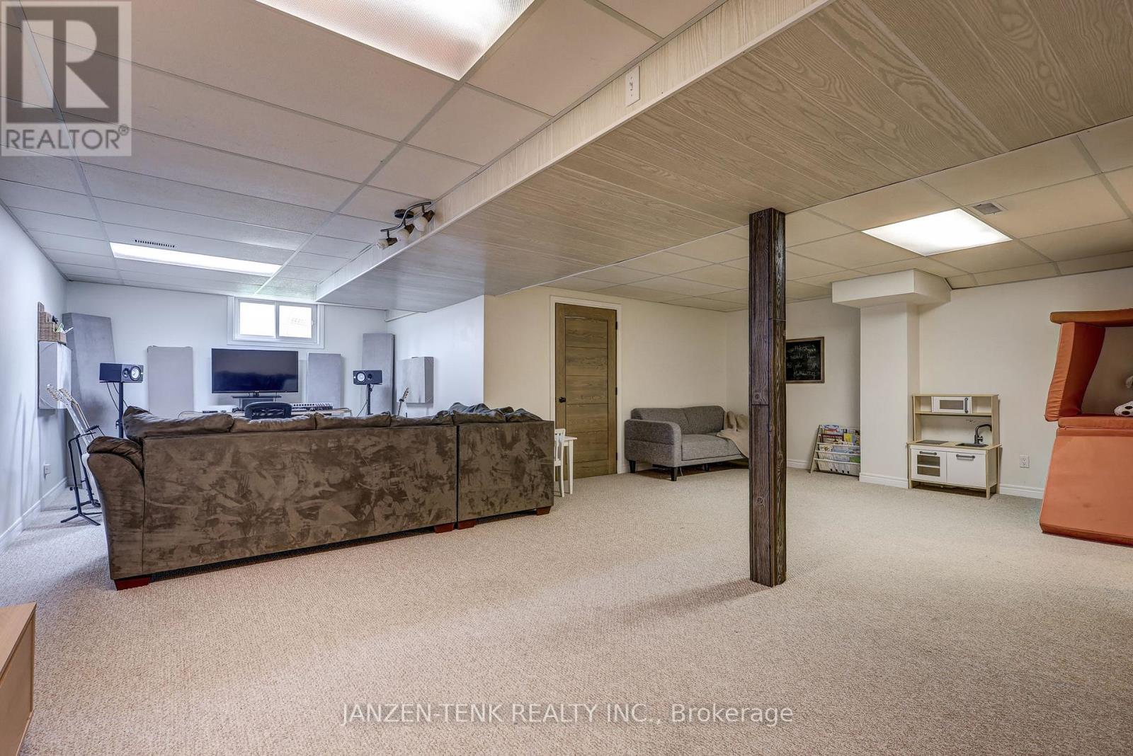 17 St Andrew Street, Aylmer, Ontario  N5H 2M9 - Photo 40 - X13443716