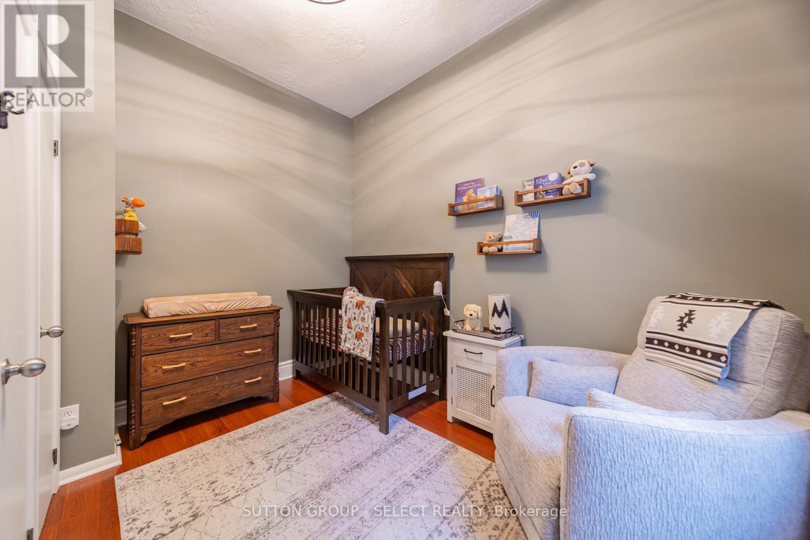 245 Rapley Street, Strathroy-Caradoc, Ontario  N7G 3E5 - Photo 14 - X13443720