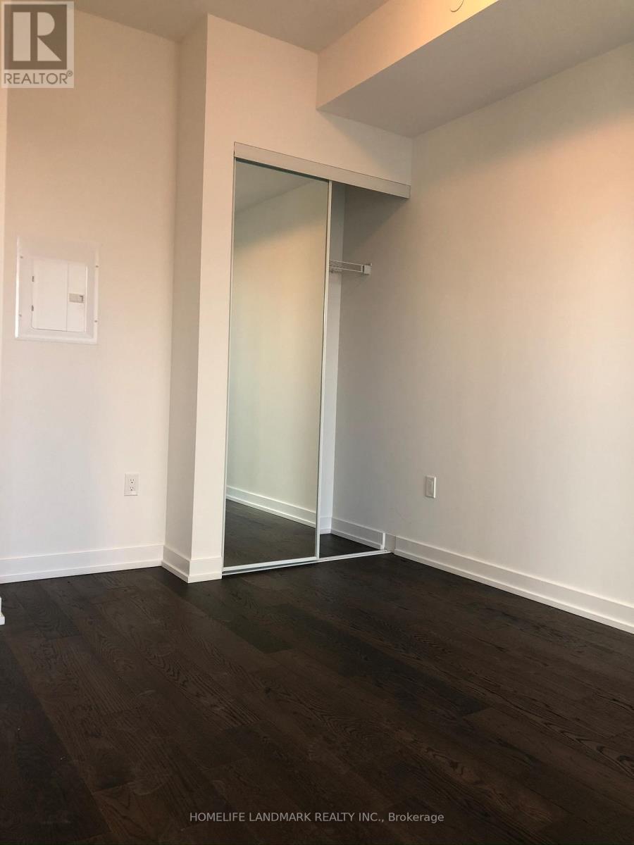 704 - 1 Yorkville Avenue, Toronto, Ontario  M4W 1L1 - Photo 7 - C13443554