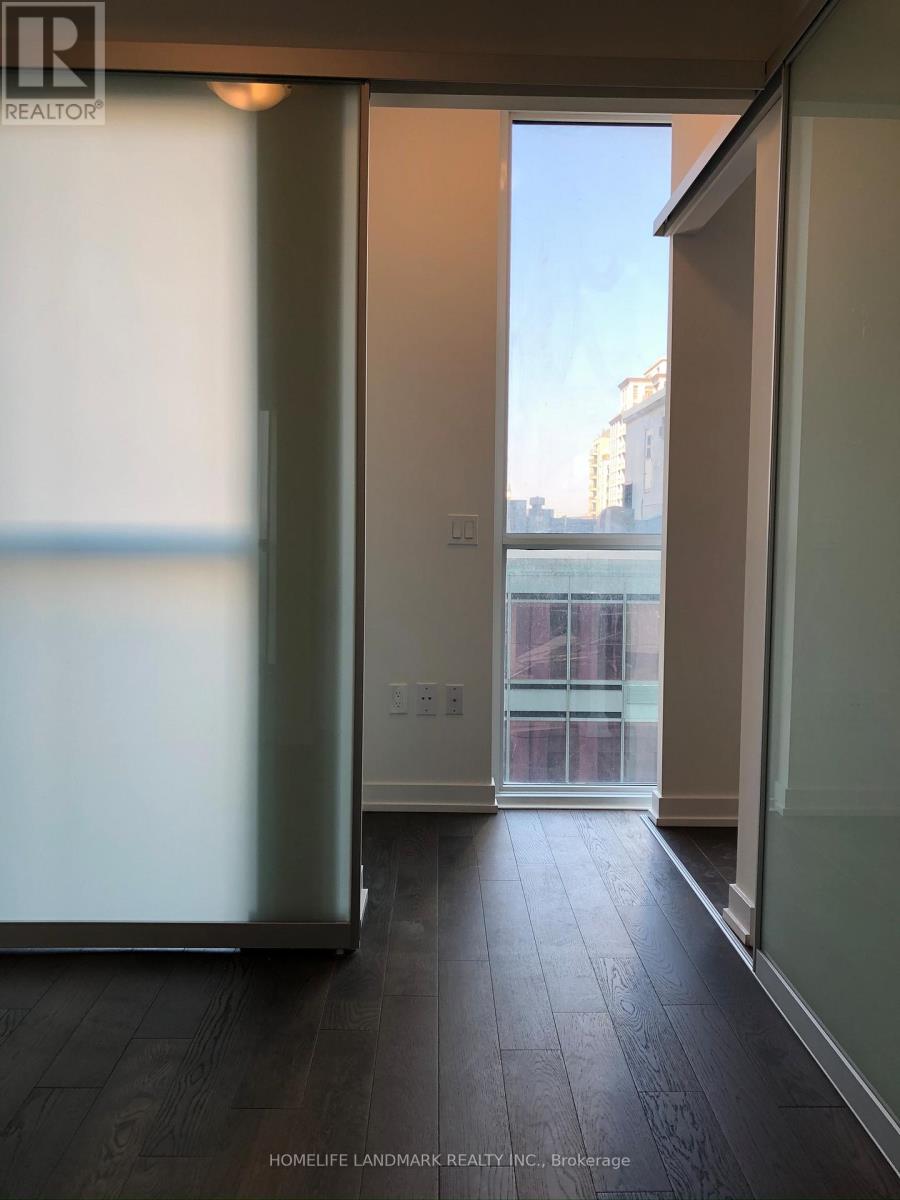 704 - 1 Yorkville Avenue, Toronto, Ontario  M4W 1L1 - Photo 8 - C13443554