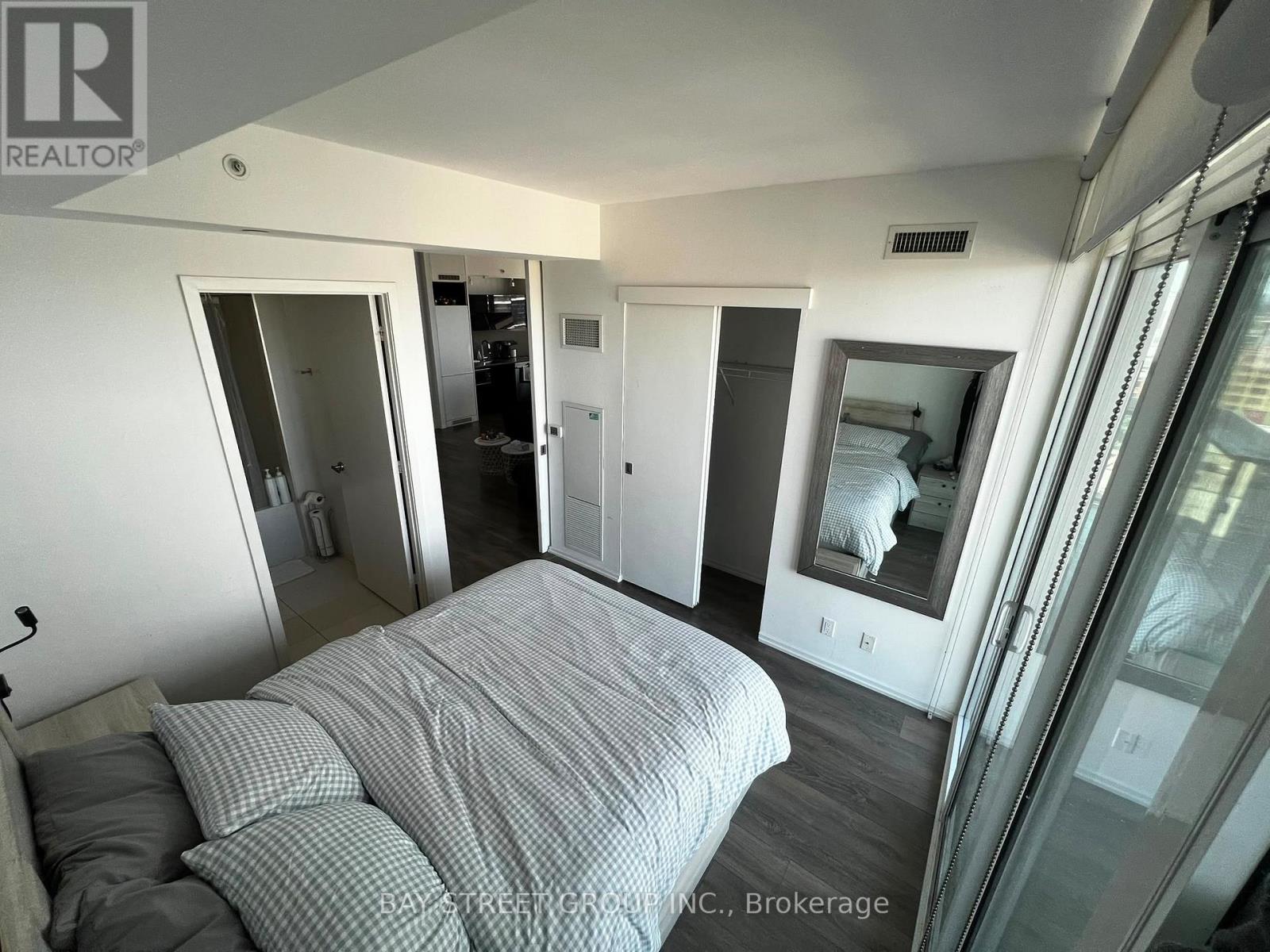 1202 - 125 Peter Street, Toronto, Ontario  M5V 0M2 - Photo 8 - C13443558