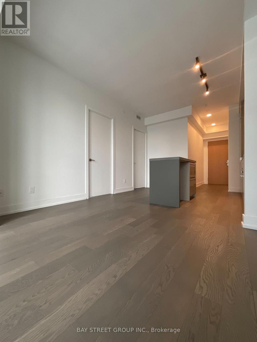 5213 - 7 Grenville Street, Toronto, Ontario  M4Y 1X3 - Photo 3 - C13443604