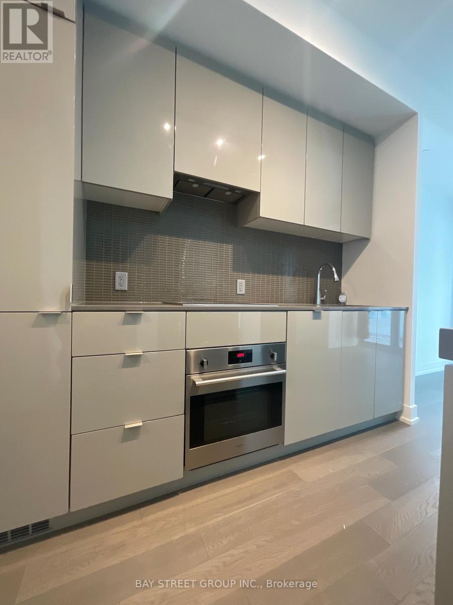 5213 - 7 Grenville Street, Toronto, Ontario  M4Y 1X3 - Photo 4 - C13443604