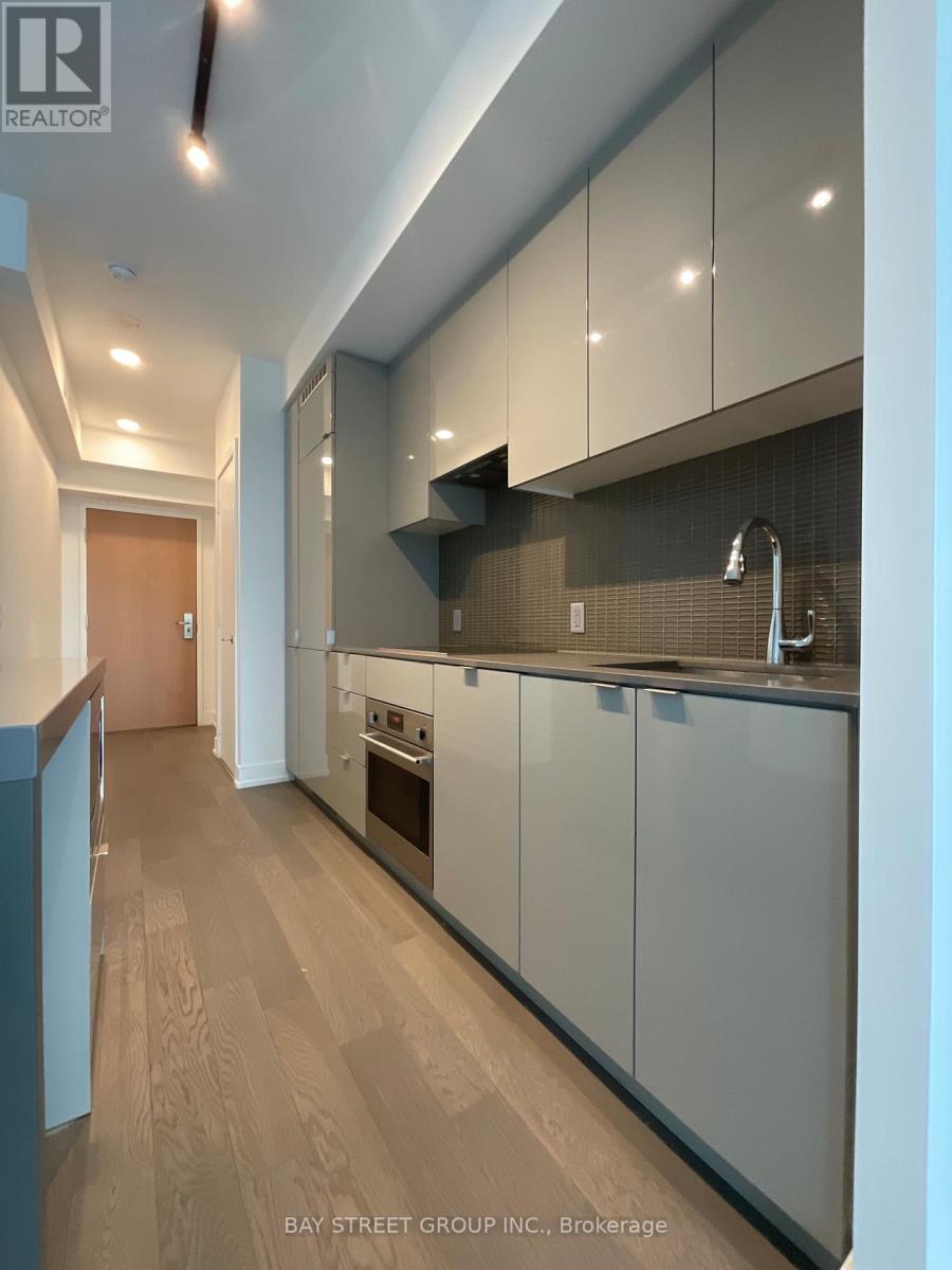 5213 - 7 Grenville Street, Toronto, Ontario  M4Y 1X3 - Photo 6 - C13443604
