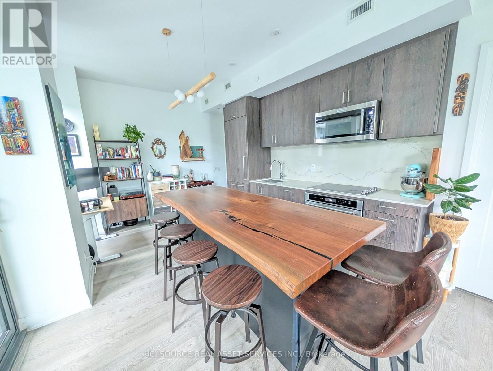 328 - 280 Howland Avenue, Toronto, Ontario  M5R 0C3 - Photo 4 - C13443686