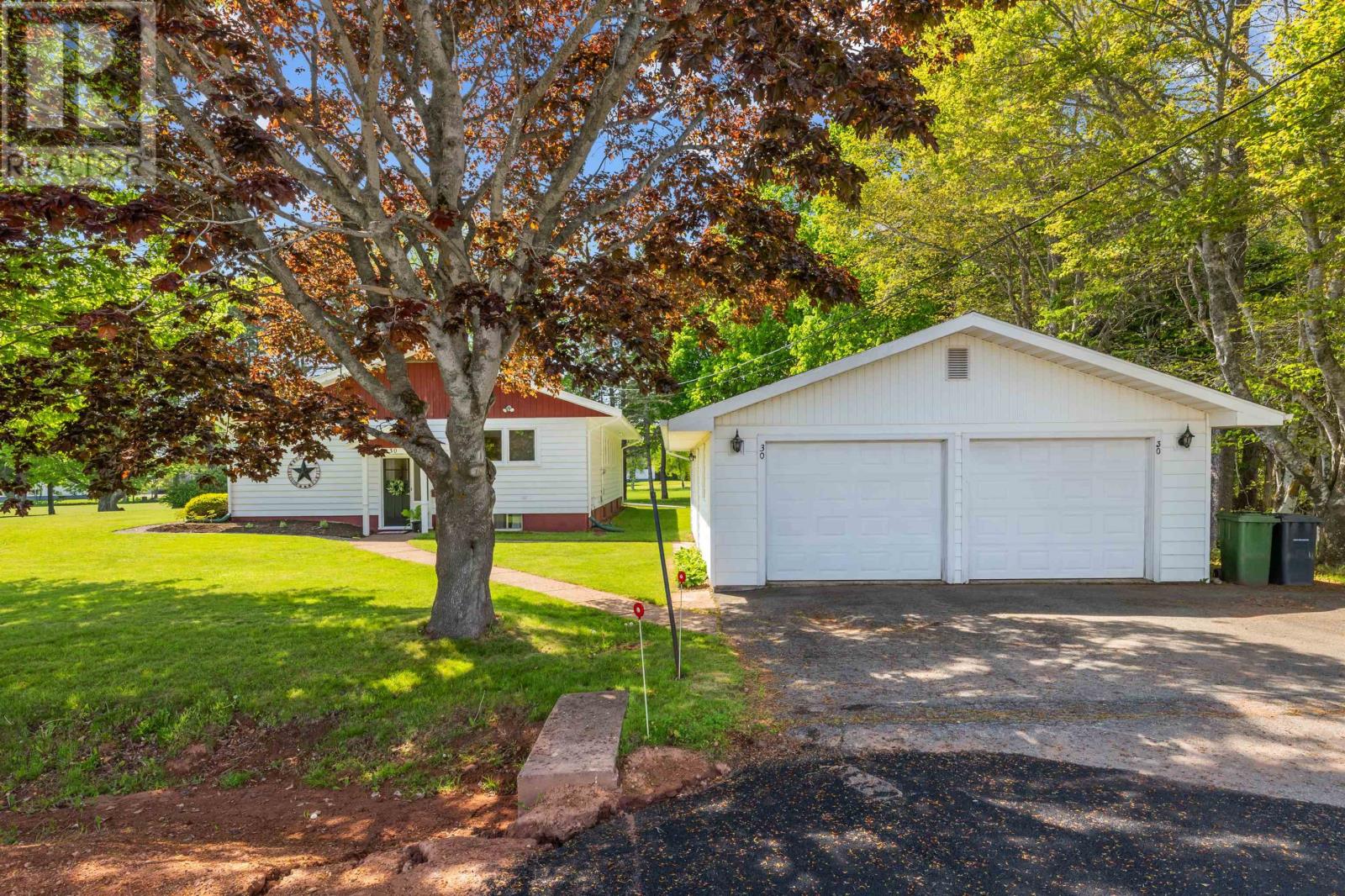 30 Birchwood Heights, Summerside, Prince Edward Island  C1N 4C3 - Photo 2 - 202614369