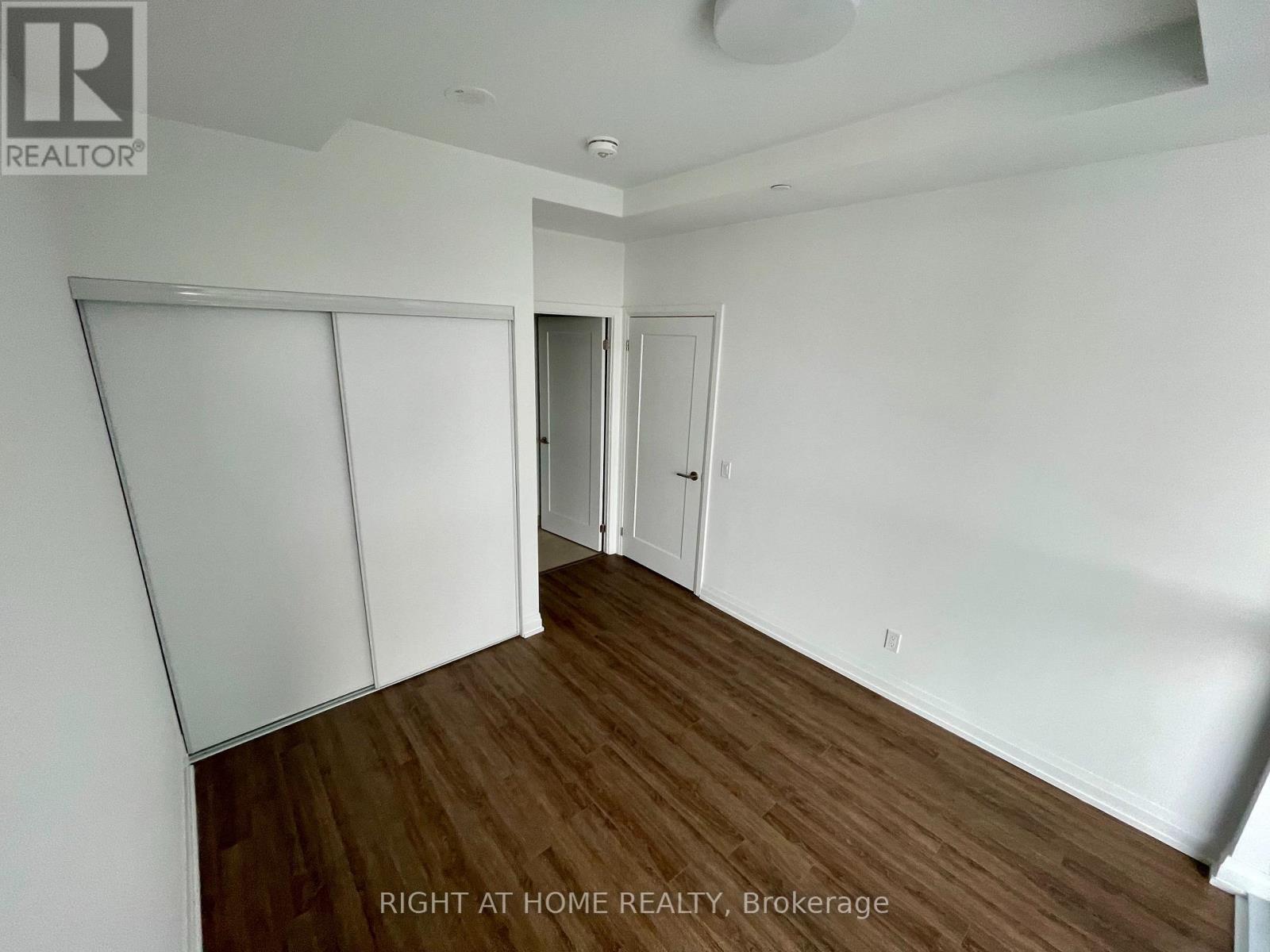 518 - 286 Main Street, Toronto, Ontario  M4C 0B3 - Photo 21 - E13443678