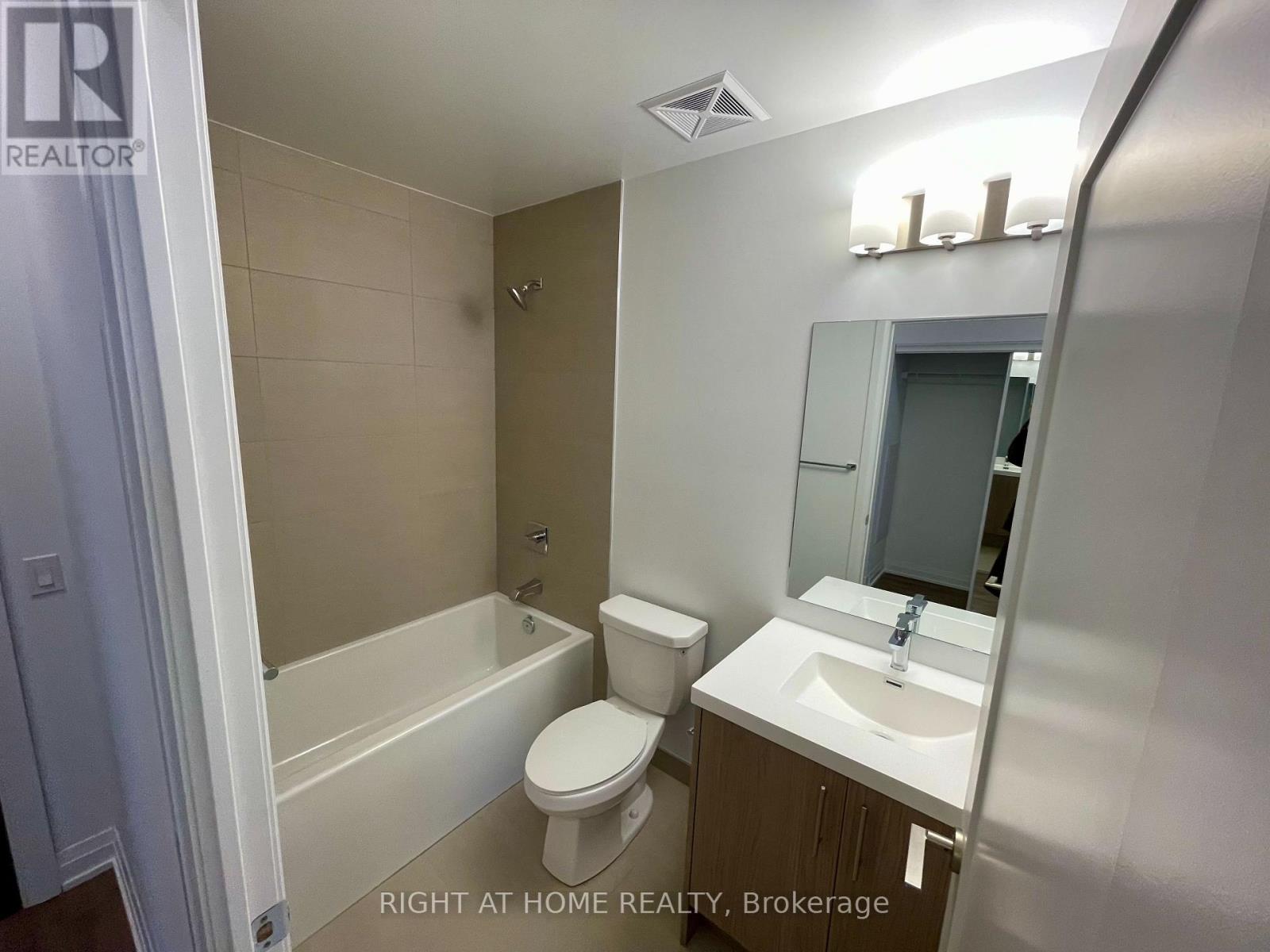 518 - 286 Main Street, Toronto, Ontario  M4C 0B3 - Photo 27 - E13443678