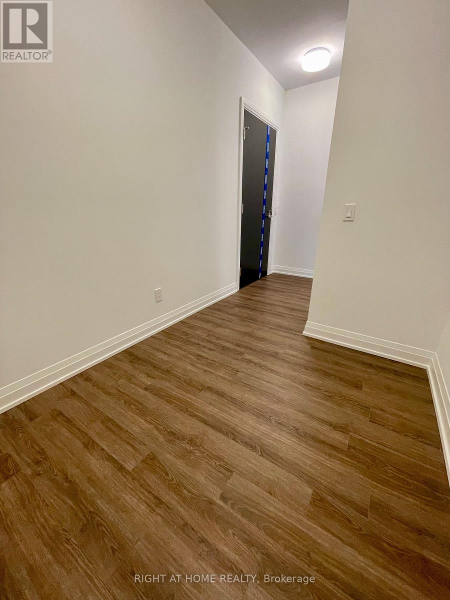 518 - 286 Main Street, Toronto, Ontario  M4C 0B3 - Photo 29 - E13443678