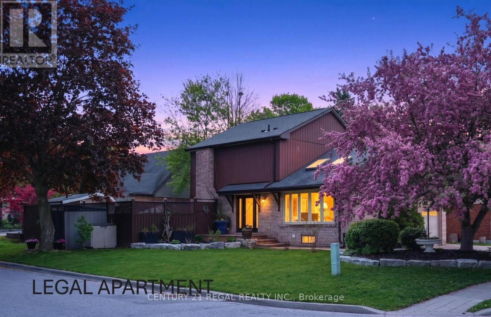 481 CAMELOT DRIVE W, Oshawa, Ontario