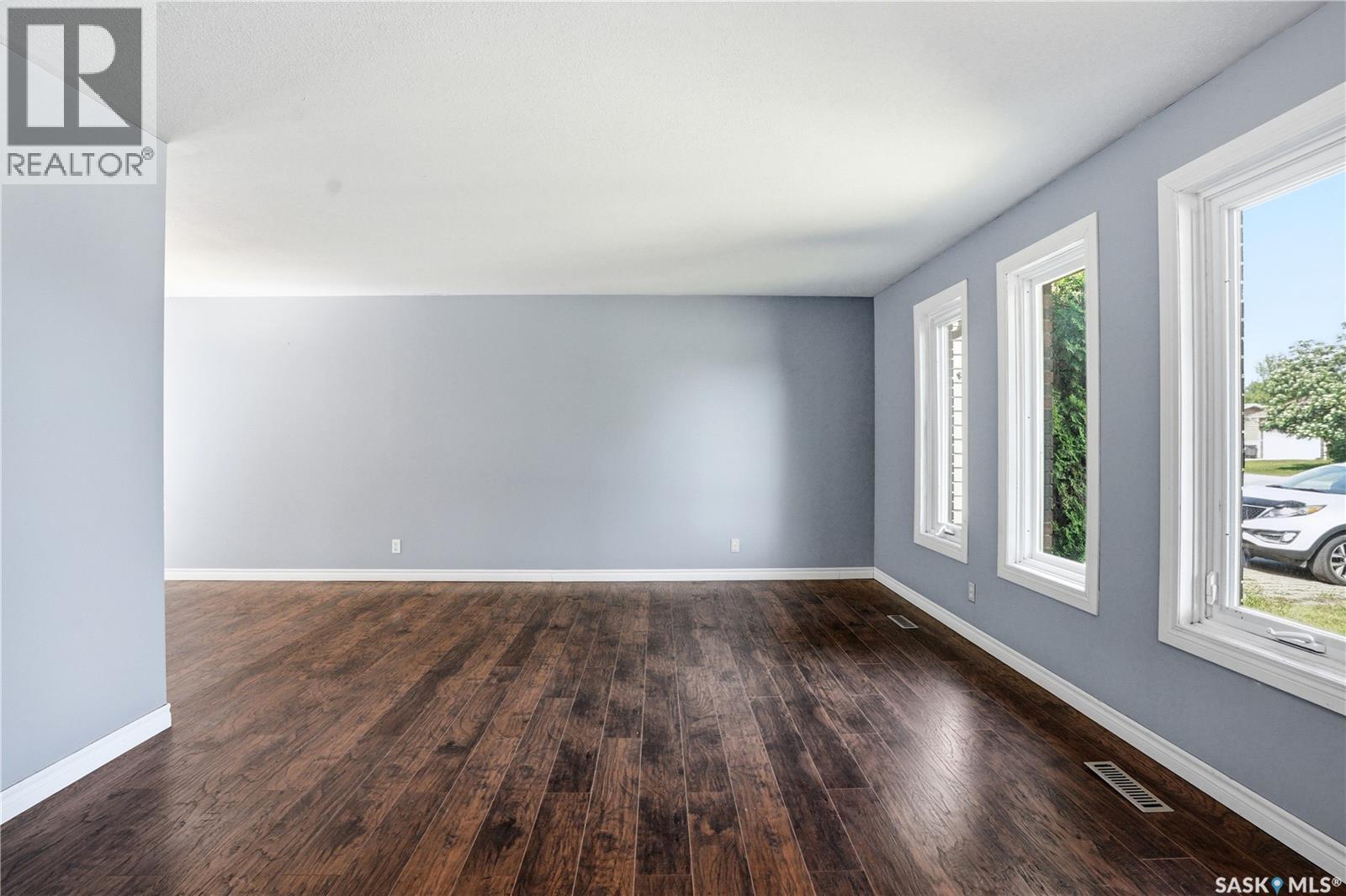 135 Penryn Crescent, Saskatoon, Saskatchewan  S7H 5G3 - Photo 7 - SK039375