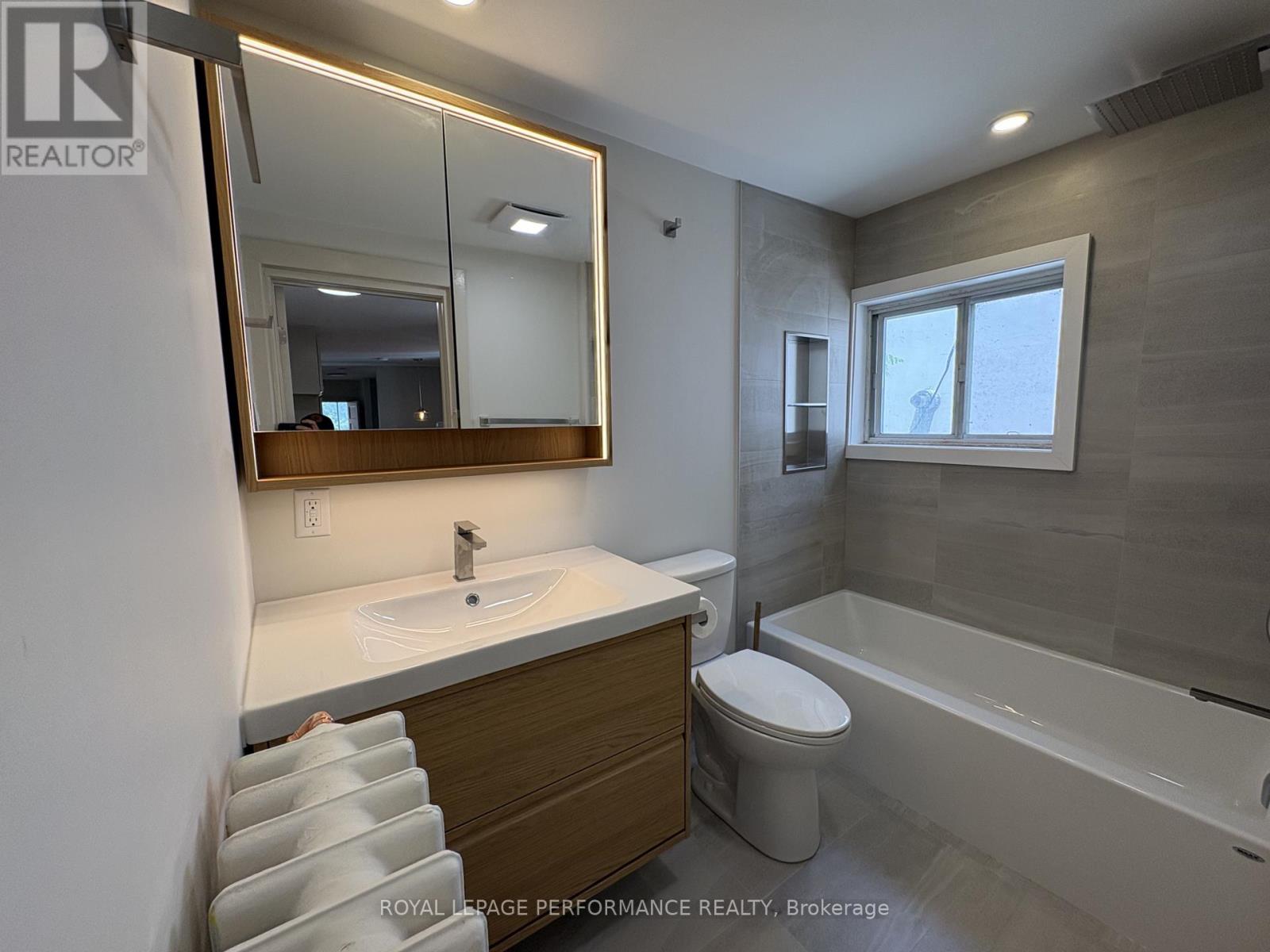 C - 721 Cooper Street, Ottawa, Ontario  K1R 5J5 - Photo 13 - X12983858