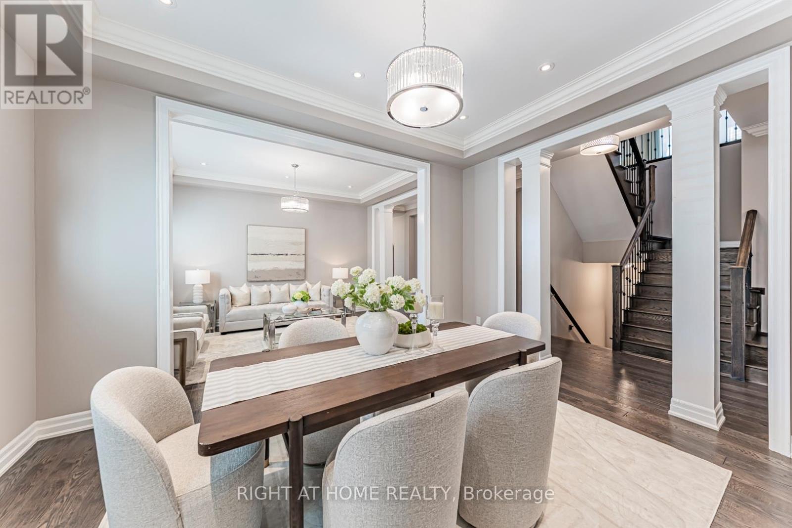 222 Mcwilliams Crescent, Oakville, Ontario  L6M 0W5 - Photo 10 - W13443600