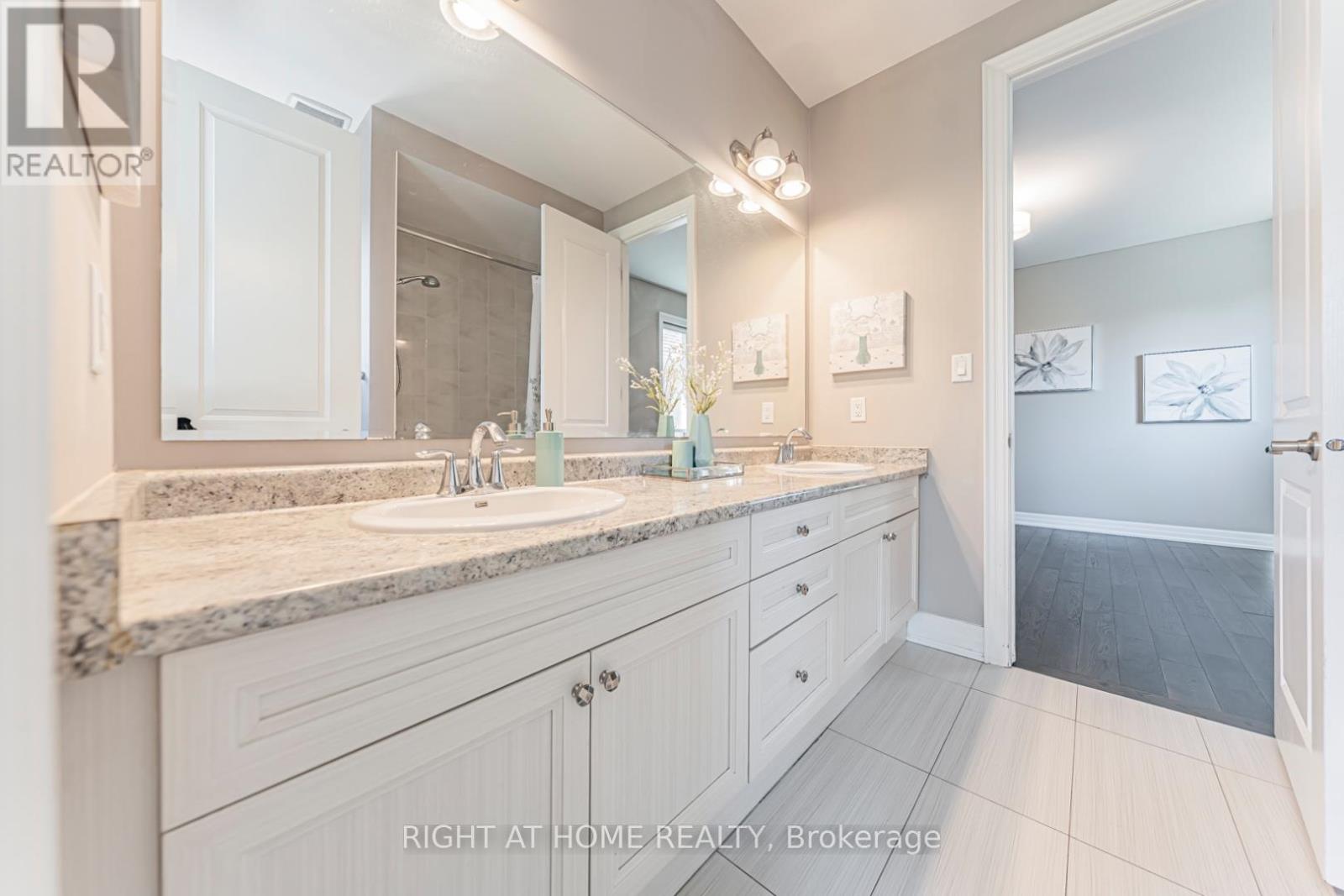 222 Mcwilliams Crescent, Oakville, Ontario  L6M 0W5 - Photo 38 - W13443600