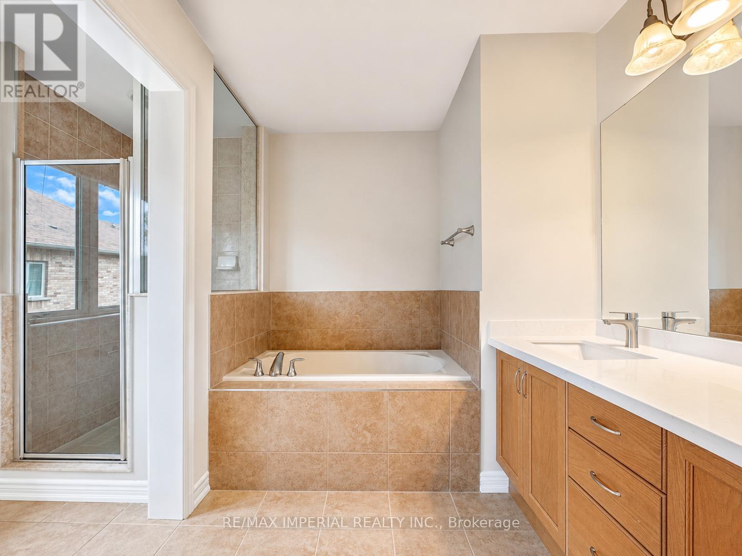 17 Kaitting Trail, Oakville, Ontario  L6M 0S6 - Photo 11 - W13443602