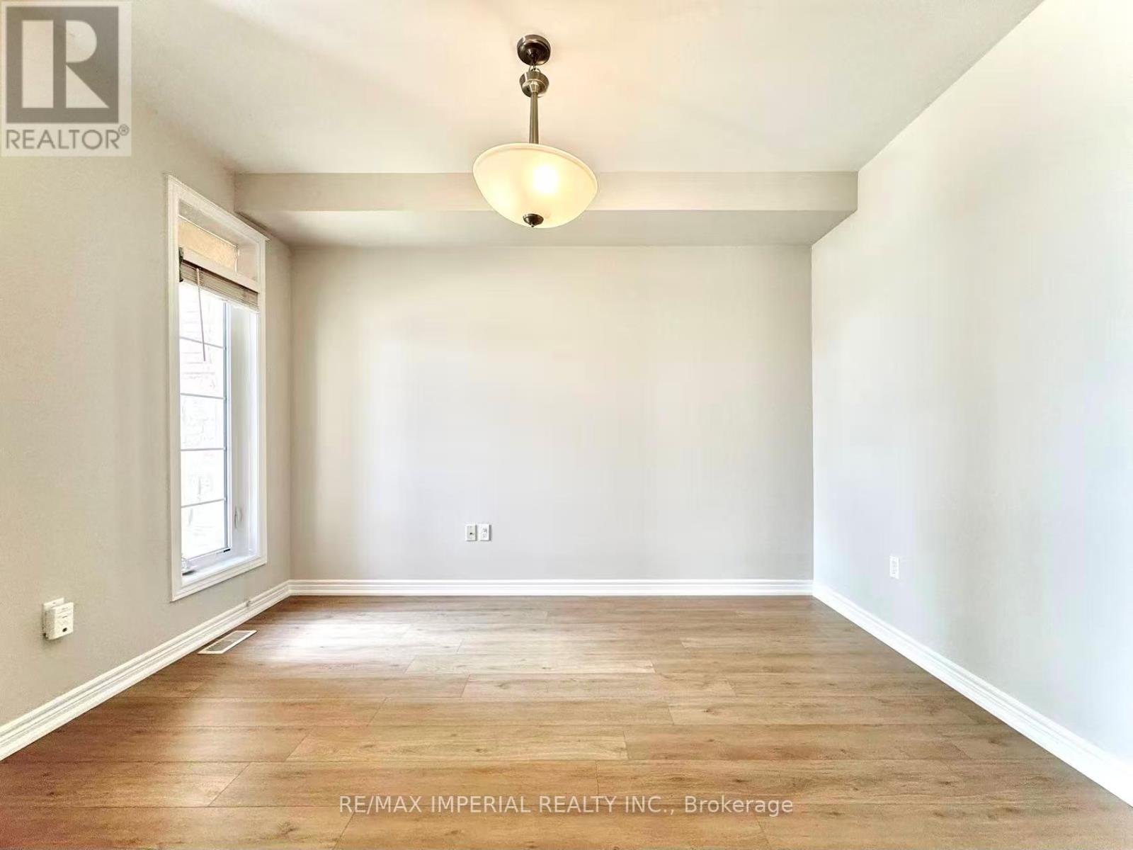 17 Kaitting Trail, Oakville, Ontario  L6M 0S6 - Photo 3 - W13443602