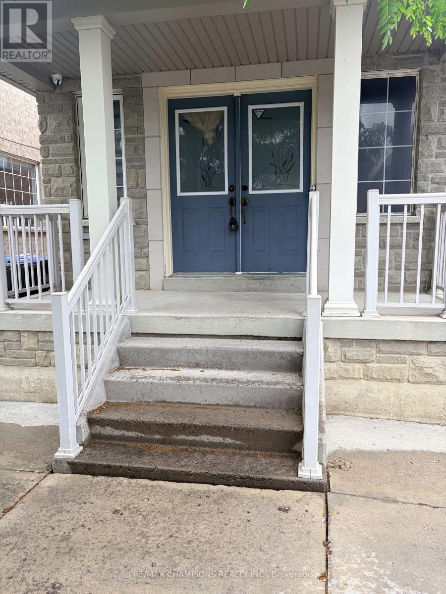 23 Snowdrift Trail, Brampton, Ontario  L6R 3K2 - Photo 2 - W13443610