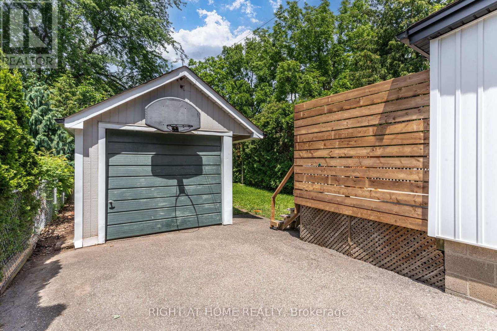 26 Craig Street, Brampton, Ontario  L6Y 1J1 - Photo 42 - W13443704