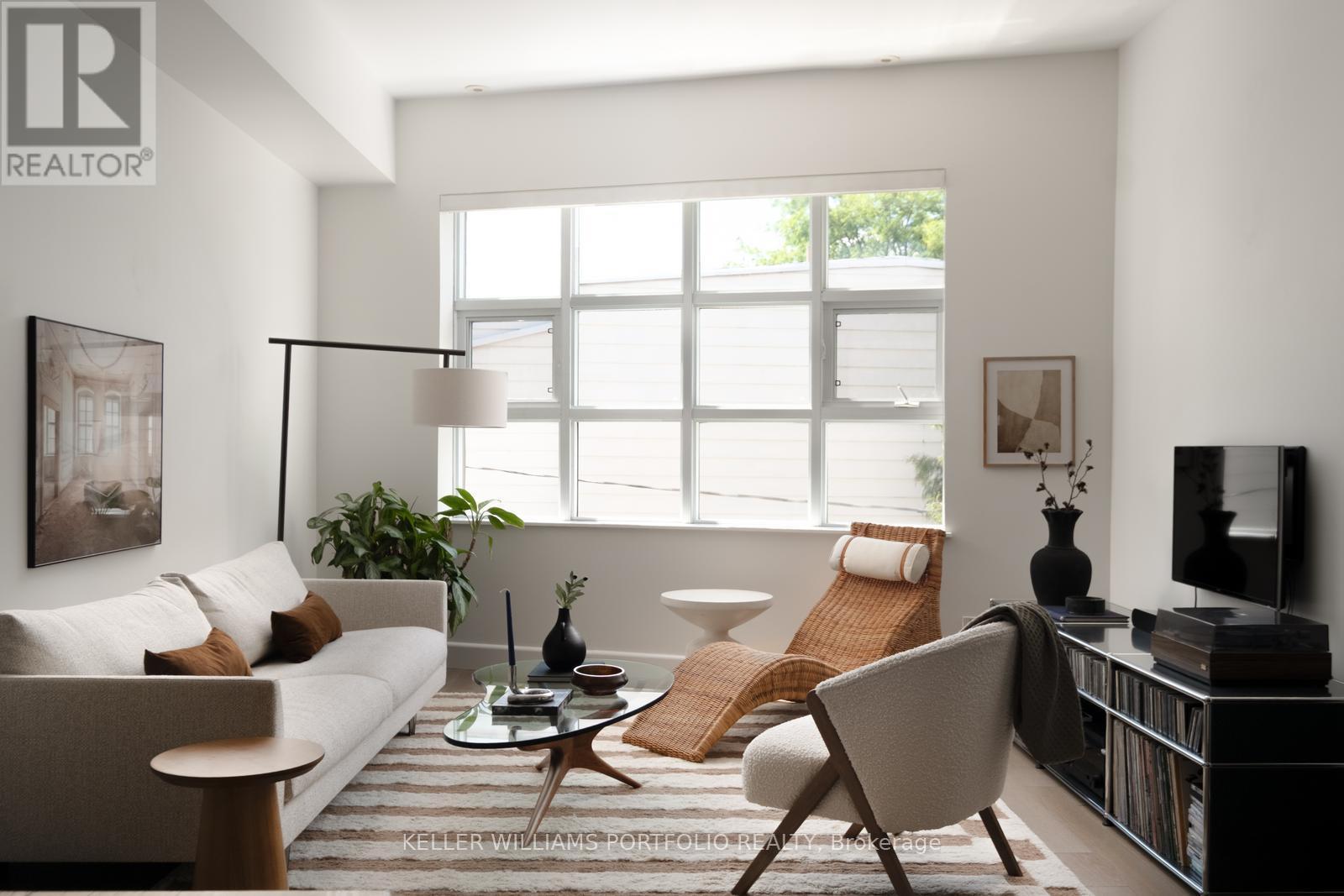 209 - 235 MEDLAND STREET, Toronto, Ontario