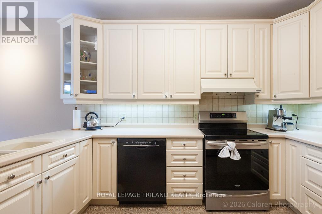 24 - 1040 Riverside Drive, London North, Ontario  N6H 5N4 - Photo 21 - X13443796