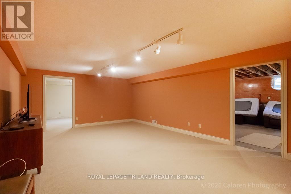 24 - 1040 Riverside Drive, London North, Ontario  N6H 5N4 - Photo 36 - X13443796