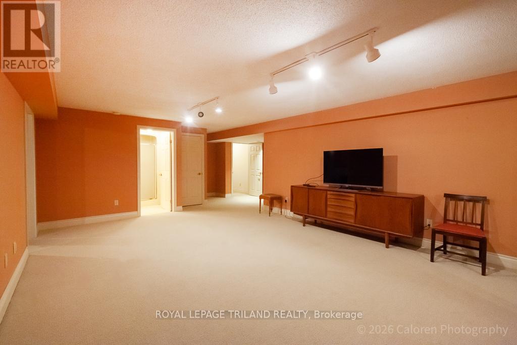 24 - 1040 Riverside Drive, London North, Ontario  N6H 5N4 - Photo 37 - X13443796
