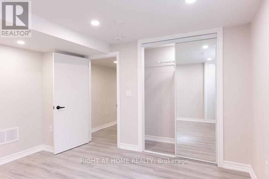 6 Bellvare Crescent, Toronto, Ontario  M1R 2M9 - Photo 25 - E12968452