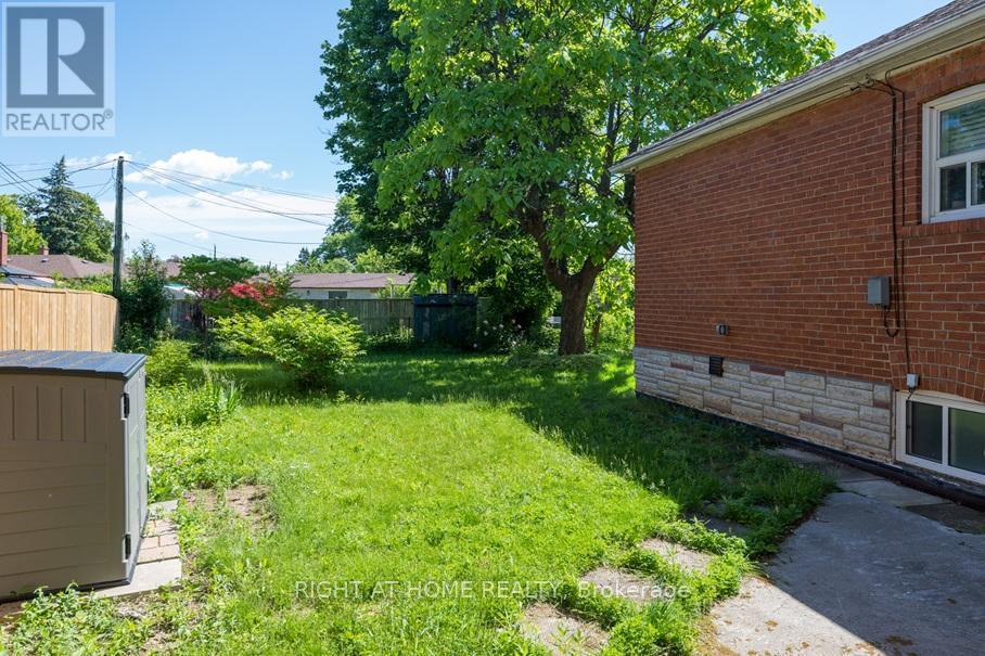 6 Bellvare Crescent, Toronto, Ontario  M1R 2M9 - Photo 29 - E12968452