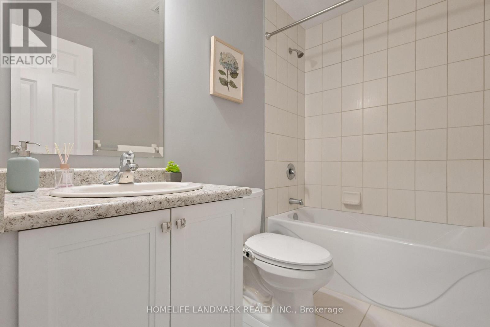 256 Falconridge Drive, Kitchener, Ontario N2K 0C5 - Photo 18 - X13443556